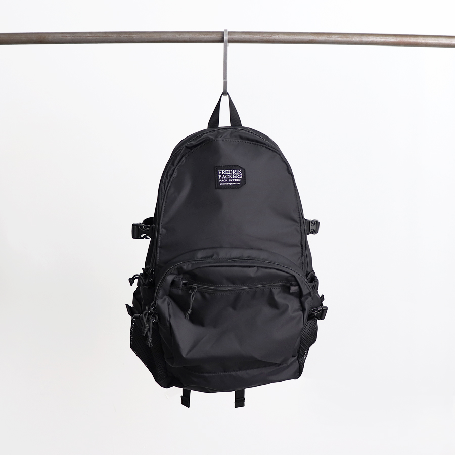 FREDRIK PACKERS (フレドリックパッカーズ)　DAY PACK TIPI (バックパック)