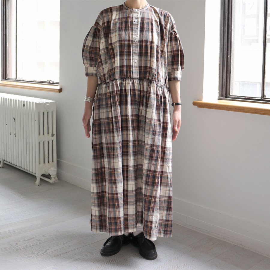 TOUJOURS (トゥジュー) Half Sleeve Classic Gathered Dress