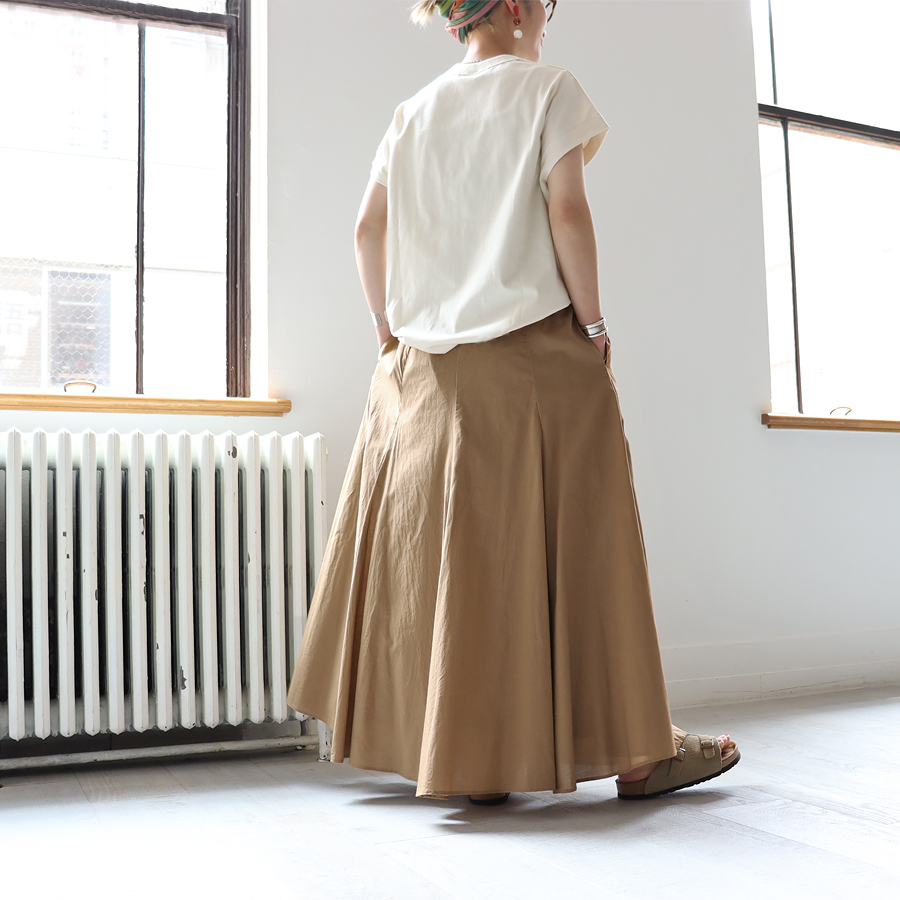 美品　adeu アデウ　マキシスカート adeu (アデウ) コットン・ロングスカート