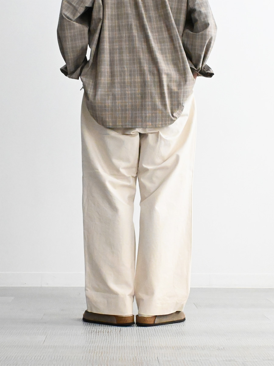 YAECA (ヤエカ) CHINO CLOTH PANTS TWO TUCK STRAIGHT (15606)