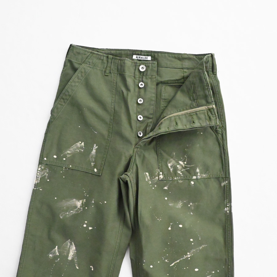 AURALEE (オーラリー) WASHED BAGGY SATIN BLEACHED BAKER PANTS