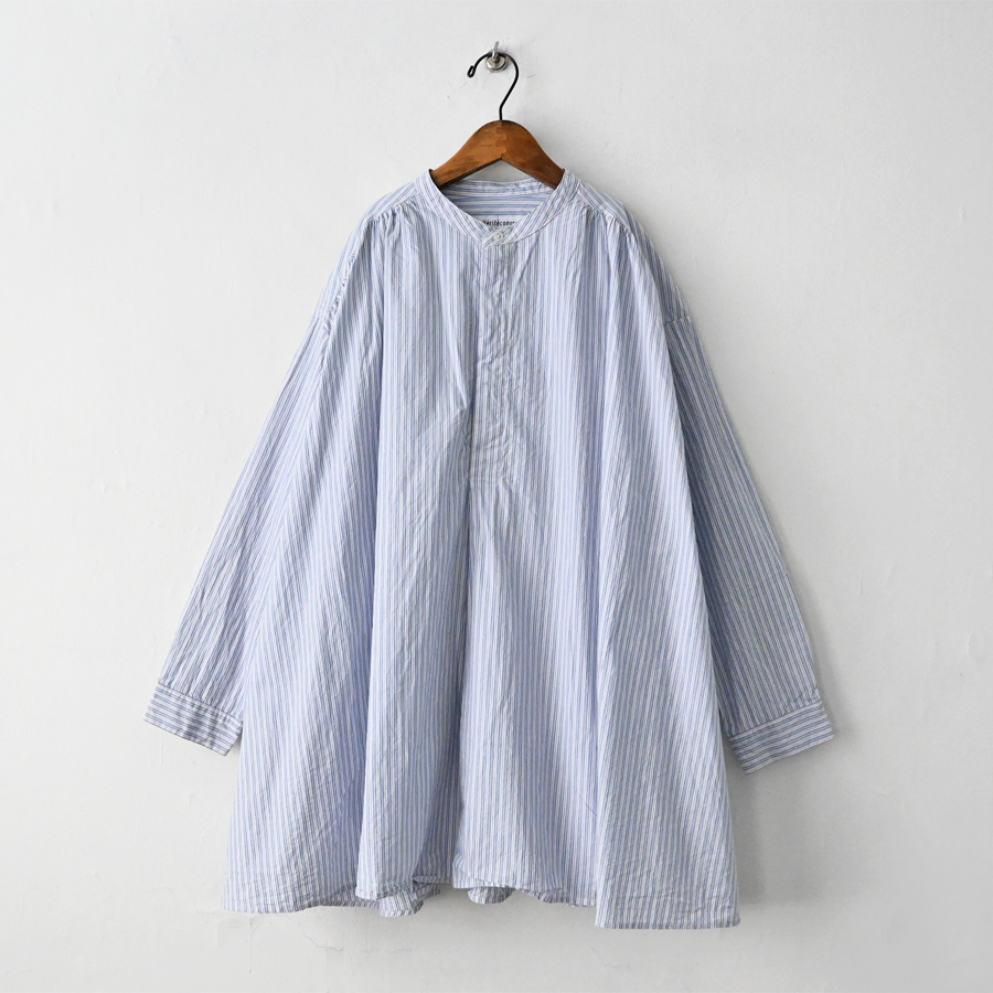 Veritecoeur (ヴェリテクール) ストライプ・プルオーバーシャツ