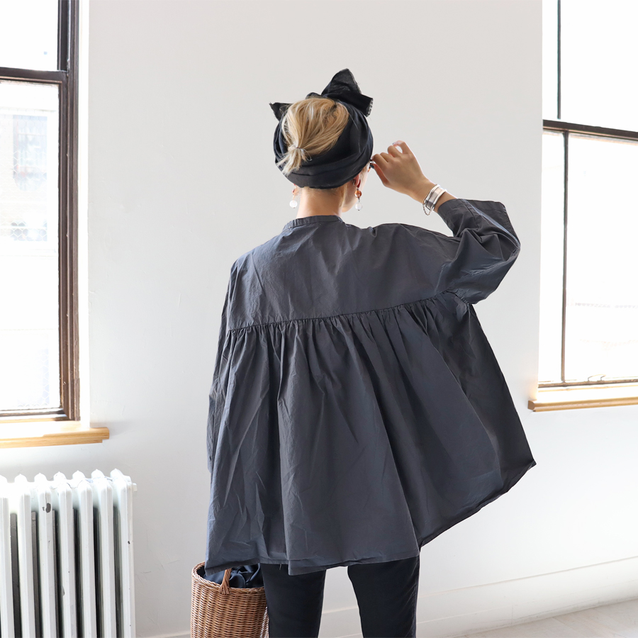 Veritecoeur (ヴェリテクール) バッグギャザーブラウス