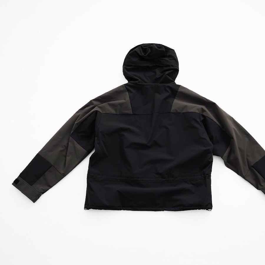 BASISBROEK (バージスブルック) フーデットブルゾン 