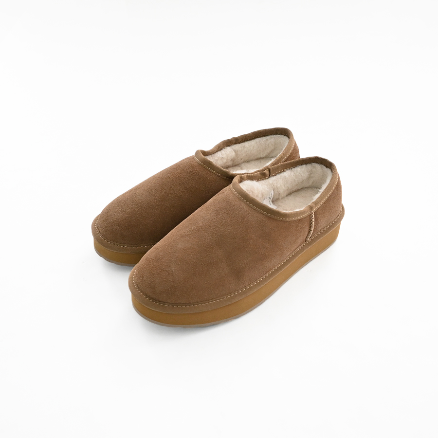 【新品未使用！】大人気のEMU ブラウン スエード スリッポン EMU (エミュー) 厚底・スウェードスリッポン