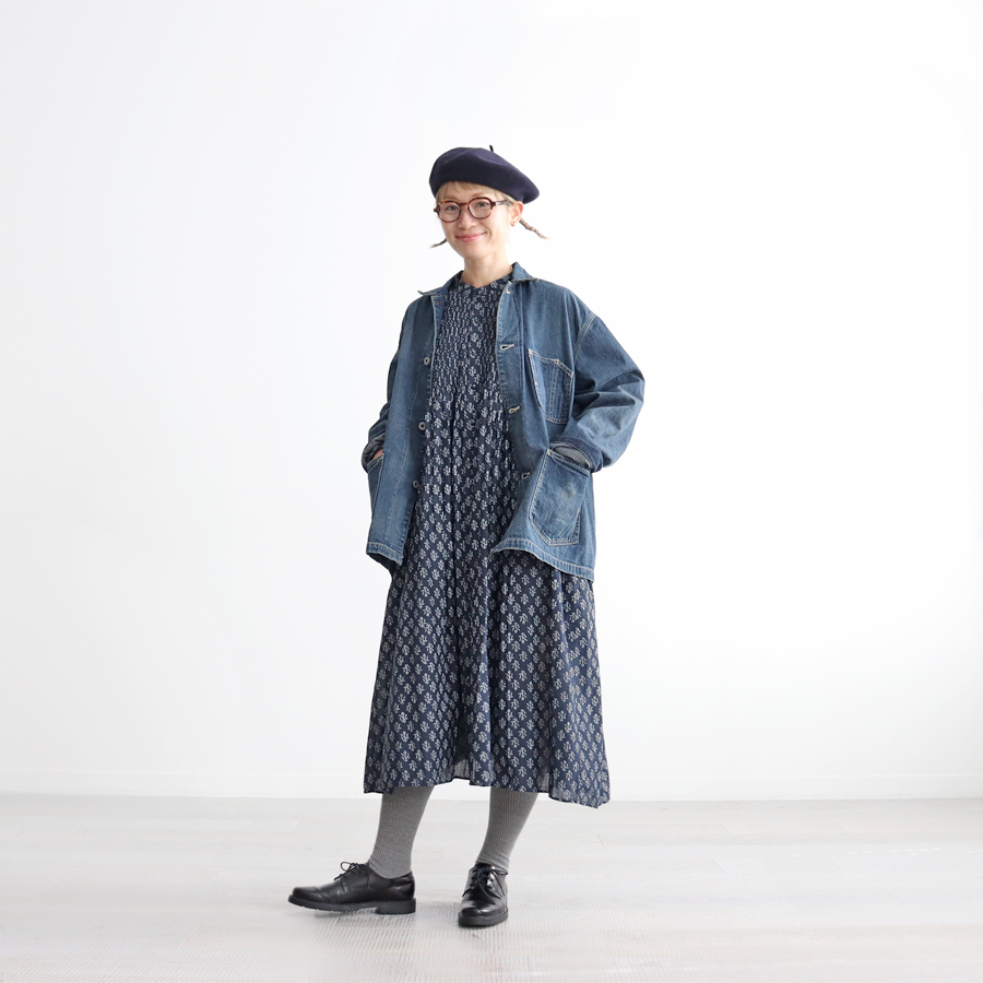 maison de soil (メゾンドソイル) フラワーモチーフ・ピンタックシャツ