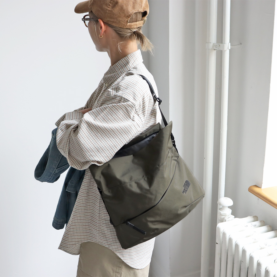 THE NORTH FACE（ザ ノースフェイス）Pyrenees Shoulder L（ピレネー