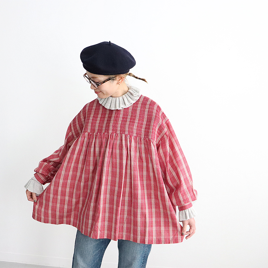 maison de soil (メゾンドソイル) チェック・ピンタックプルオーバーシャツ