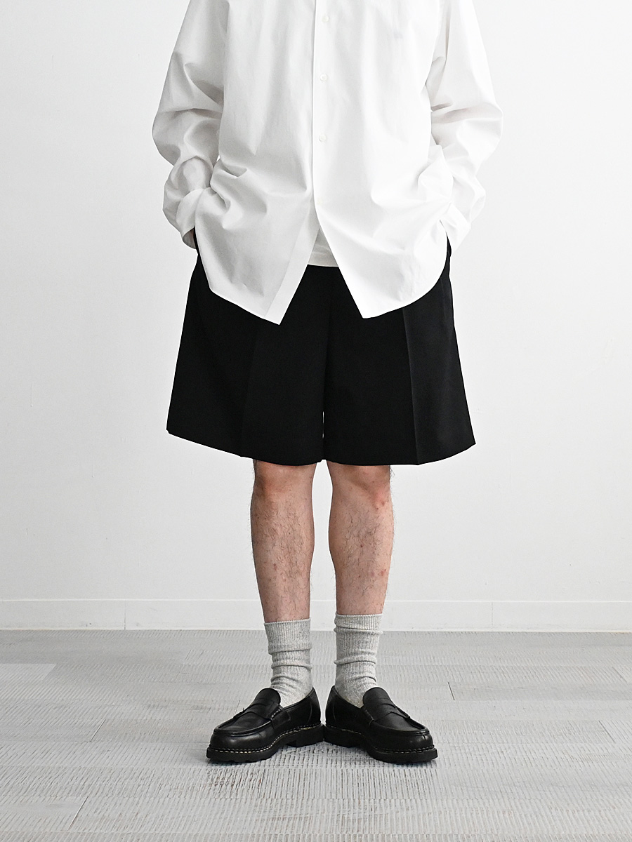 AURALEE (オーラリー) LIGHT WOOL MAX GABARDINE SHORTS