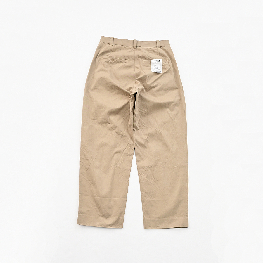 YAECA (ヤエカ) チノクロスパンツ ツータックストレート (11061601)